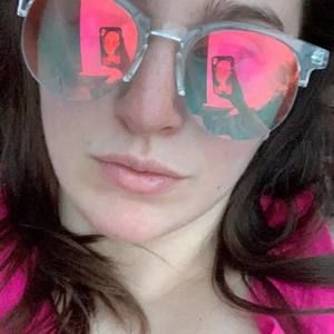 Meet your Posher, Cierra